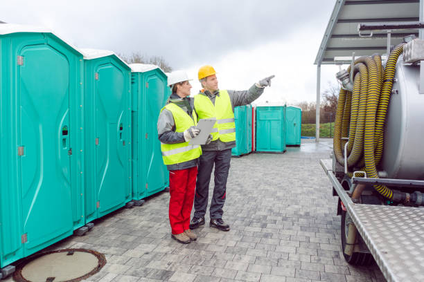 Types of Portable Toilets We Offer in Berkshire Lakes, FL